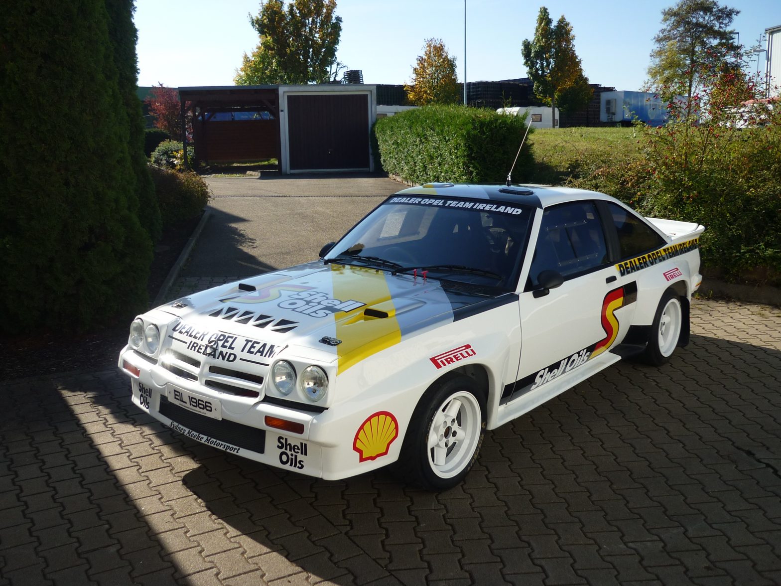 opel manta 400 headlights